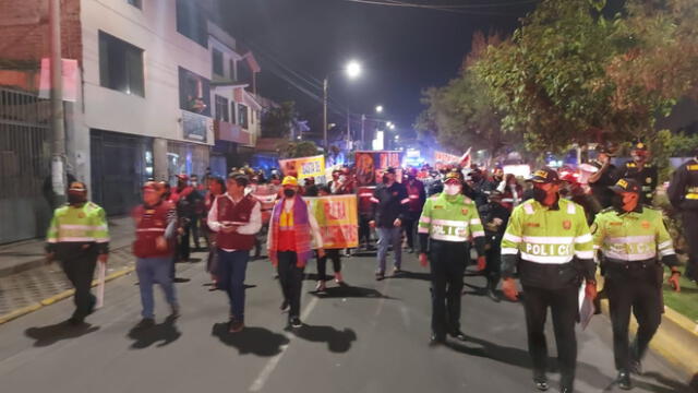 Marcha contra la inseguridad y la prostitución que se apoderó de la avenida Los Incas. Foto: La República