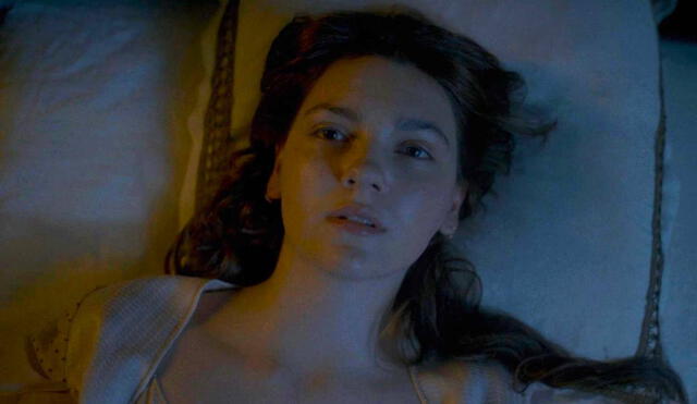 La actriz Emily Carey dijo haberse sentido "asustada" por las escenas íntimas con Paddy Considine. Foto: HBO Max