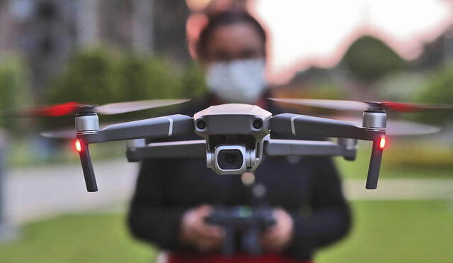 Para maniobrar un dron se requiere realizar 3 pasos. Foto: MTC