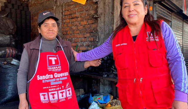 Candidata de Trabajo más Trabajo continúa en campaña. Foto: Sandra Guevara/Facebook