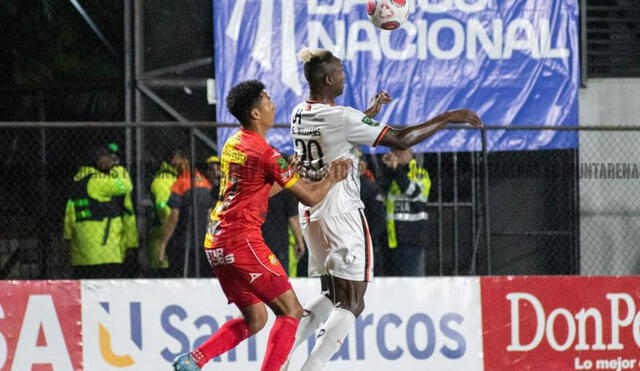 Herediano gana 1-0 al término de este primer tiempo en el estadio José Joaquín 'Coyella' Fonseca. Foto: Puntarenas FC