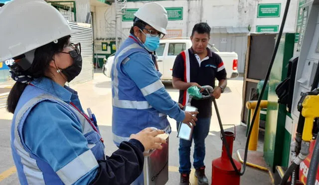 Nueva banda de precios para combustibles cubiertos por el FEPC durará hasta el jueves 27 de octubre de 2022. Foto: Osinergmin