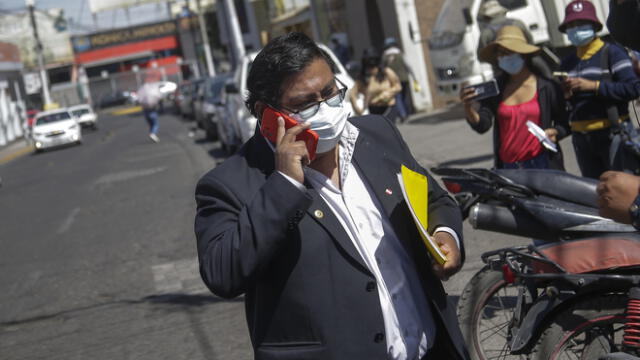 Defensa. Nova dice que puede firmar acuerdo con cualquiera. Foto: La República