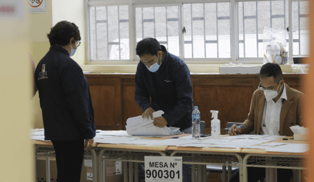 Las multas pueden variar de acuerdo a la zona que te toca votar. Foto: Archivo LR