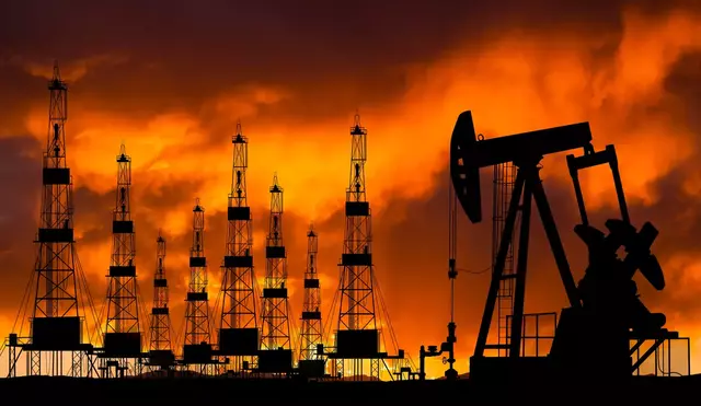 El petróleo WTI terminó la semana con una pérdida acumulada de 7,8%. Foto: EFE
