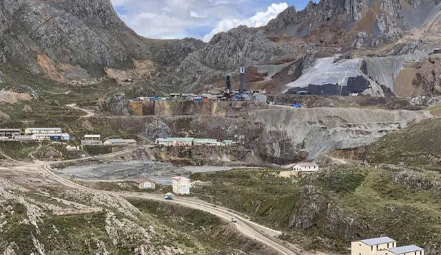 Comuneros bloquearon acceso a la mina Yauricocha desde hace una semana. Foto: Sierra Metals
