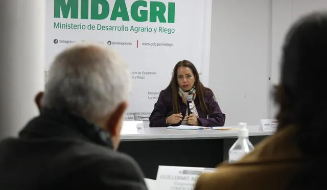 La ministra Patricia Ocampo también destacó la importancia de la promoción de la asociatividad entre los productores del campo. Foto: Andina