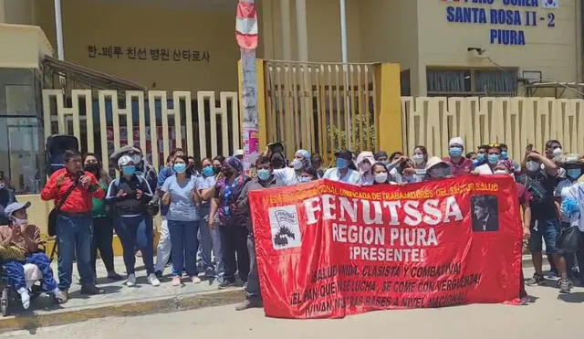 Personal asumió primera medida de protesta a las afueras del hospital Santa Rosa. Foto: captura de vídeo de El Tiempo