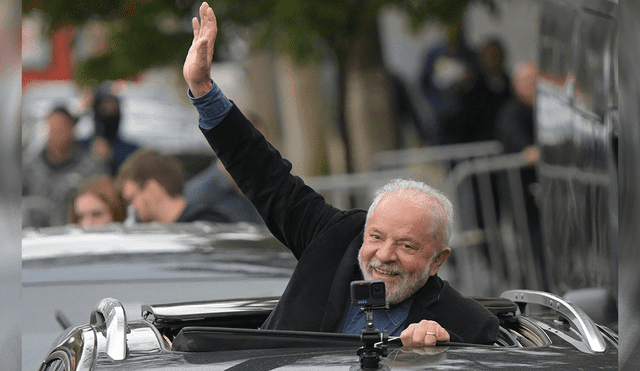 Luiz Inácio Lula da Silva votó este domingo para las elecciones presidenciales de Brasil 2022. Foto: AFP