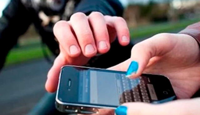 Para averiguar si un teléfono móvil es robado, revisa el IMEI. Foto: Genbeta