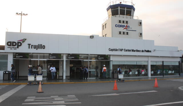 Modernizar el aeropuerto es prioritario para La Libertad, dice Medrano. Foto: La República