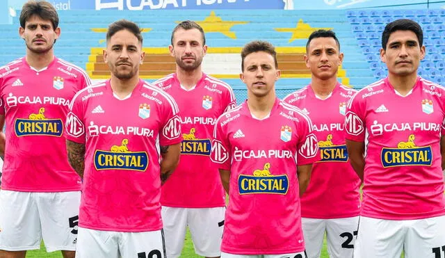 Sporting Cristal jugará con camiseta rosada en alusión a la lucha contra el cáncer de mama. Foto: Sporting Cristal