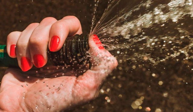 El 'squirting' es uno de los fluidos femeninos expulsados durante el acto sexual. Foto: referencial / Cosmopolitan