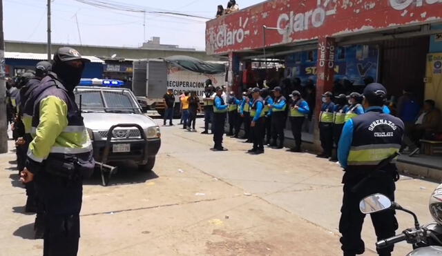 Unos 80 serenos de la MPCh participaron en este operativo. Foto: captura de video/Tvi Noticias