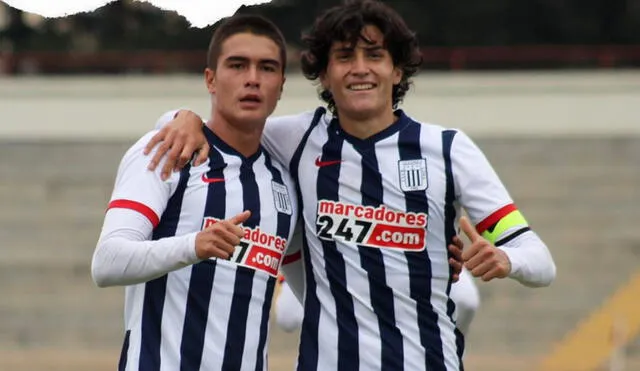 Juan Pablo Goicochea y Sebastien Pineau son dos jóvenes delanteros de las canteras de Alianza Lima. Foto: Alianza History