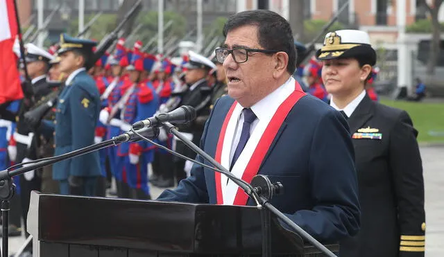 José Williams estuvo en homenaje a Miguel Grau Seminario en el marco de los 201° aniversario de la Marina de Guerra del Perú. Foto: Congreso