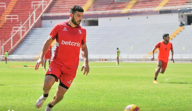 Bernardo Cuesta es goleador del Dominó. Foto: FBC Melgar