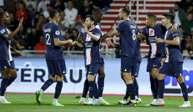 Kylian Mbappé marcó un doblete y Lionel Messi completó la goleada para PSG. Foto: AFP