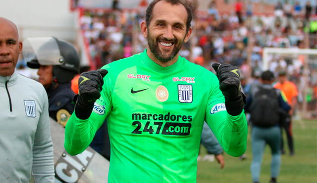 Hernán Barcos marcó el gol del triunfo de cabeza. Foto: Edson Ochoa/Twitter