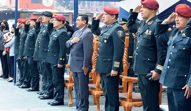 Fase final. El ministro del Interior, Willy Huerta, entregará este fin de semana al presidente Castillo la lista de ascensos a general. Foto: difusión