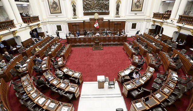 El Pleno tiene hasta el 30 de noviembre para aprobar el dictamen del presupuesto 2024. Foto: Antonio Melgarejo/La República