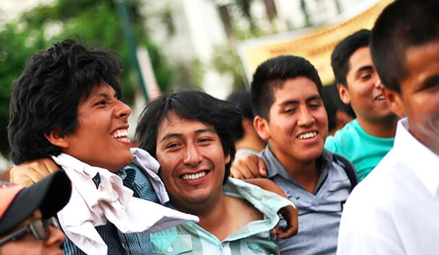 "Gil" es una de las jergas peruanas más utilizadas en el país. Foto: composición La República/Agencia Andina