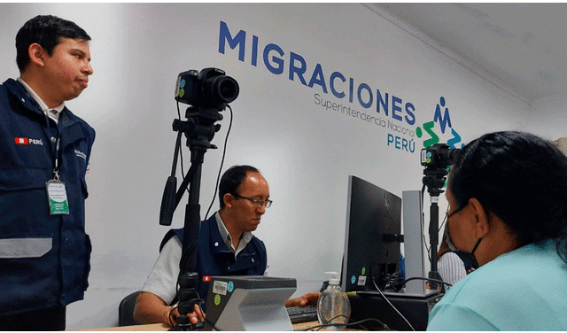 El Perú es el 2° país de Latinoamérica en albergar a más migrantes venezolanos. Todos los extranjeros podrás regular su PTP en las sedes de Migraciones. Foto: La República