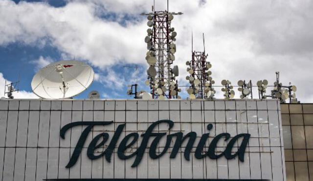 Demoras en la baja del servicio. Telefónica del Perú apeló a la multa en febrero de 2024 Foto: AFP