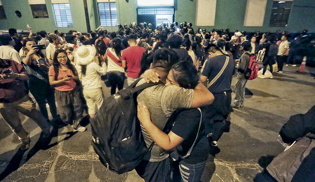 Anoche, decenas de estudiantes y manifestantes provincianos fueron liberados por no encontrarles pruebas de los supuestos delitos por los que los detuvo la policía. Foto: difusión