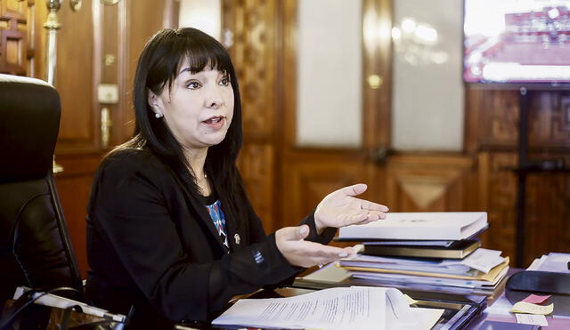De acuerdo a Vásquez Chuquilin, Dina Boluarte deberá responder por sus actos cometidos desde que asumió la presidencia el 7 de diciembre del 2022 tras dejar el cargo.