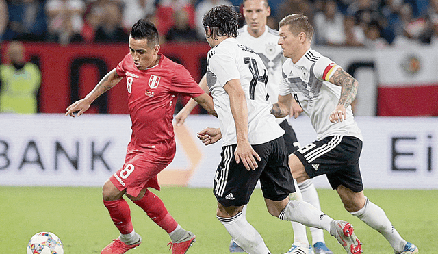 Conocido. Perú enfrentó y cayó ante Alemania en un amistoso jugado en el 2018. Cueva no anotó, pero hizo un partido correcto. Foto: difusión