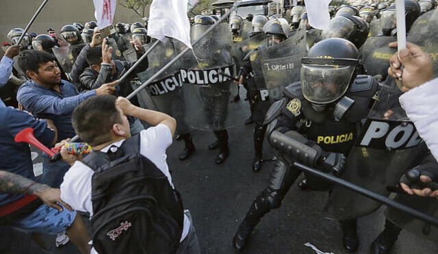 Durante las protestas, se han generado olas de violencia que han causado más de 50 muertes. Foto: Antonio Melgarejo/La República