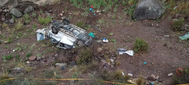Tragedia vehicular termina con la vida de 2 personas. Foto: redes/difusión