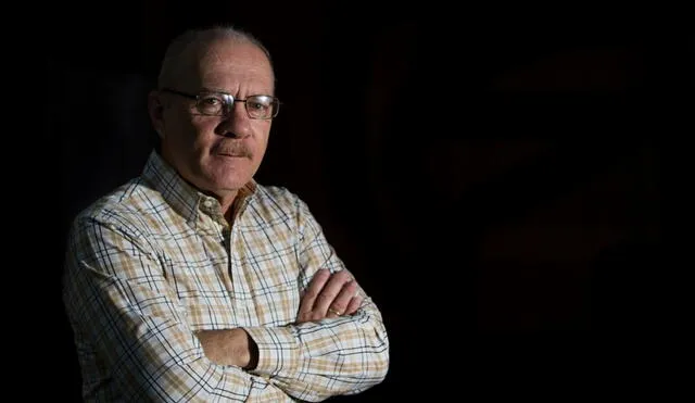 Francisco Durand era profesor de ciencias políticas de la  Pontificia Universidad Católica del Perú