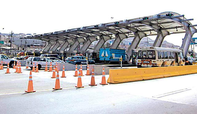 En el peaje de la Panamericana Norte se desembolsa en un solo sentido, mientras que en el de la Panamericana Sur se paga en ambas direcciones. Foto: Andina