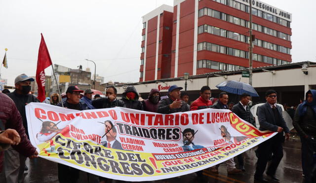 Miembros del Comando Unitario de Lucha protestando. Foto: Infoandes