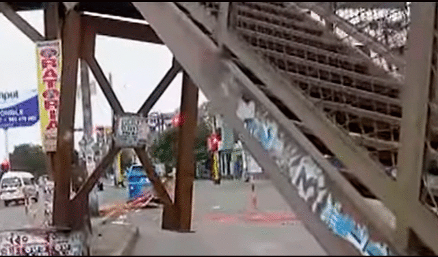 El puente se encuentra en el el distrito de Comas a la altura del carril que va hacia Carabayllo. Video: Panamericana