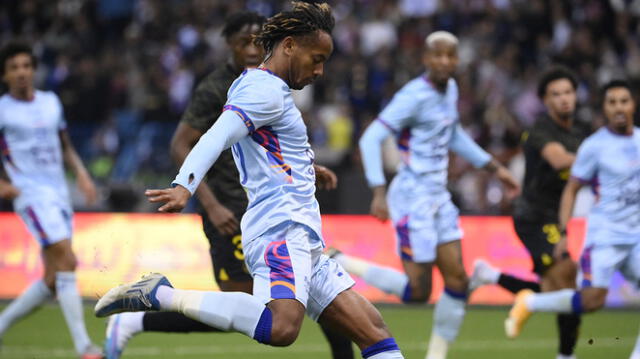 André Carrillo puede ser el primer peruano campeón del Mundial de Clubes desde Claudio Pizarro. Foto: AFP