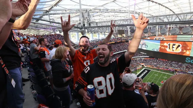 El Super Bowl no solo es el mayor evento deportivo de los Estados Unidos, sino que propicia uno de los días de mayor consumo en dicho país. Foto: AFP
