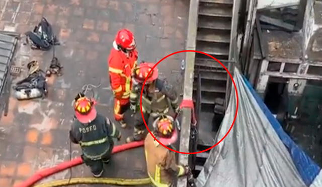 Los bomberos indicaron que las autoridades demoraron en darles un camión cisterna por un promedio de más de una hora. Foto: Canal N/ Video: Canal N