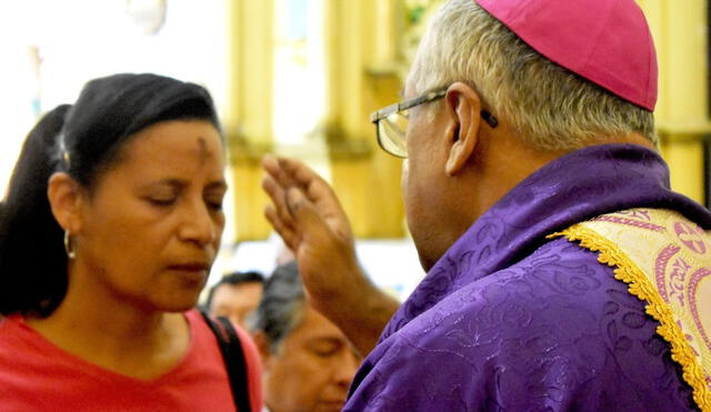 El Miércoles de Ceniza tiene un gran valor para los fieles. Foto: Pilar Baldeón/La República