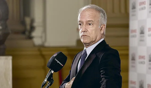 Hernando Guerra no podrá sesionar en Comisión de Constitución el adelanto de elecciones. Foto: difusión