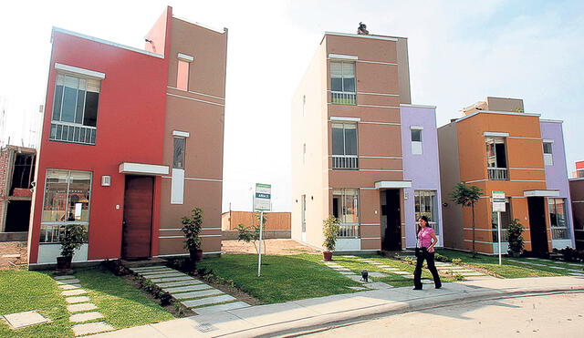 Inmobiliario. Expertos indican que se debe dotar de más recursos a los bonos habitacionales para reducir déficit de vivienda. Foto: Andina