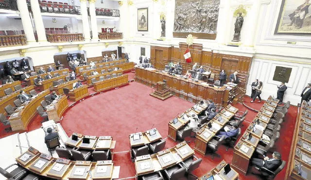 No se deciden. Congresistas no llegaron a un consenso durante debates de adelanto de elecciones para el 2023. Foto: La República