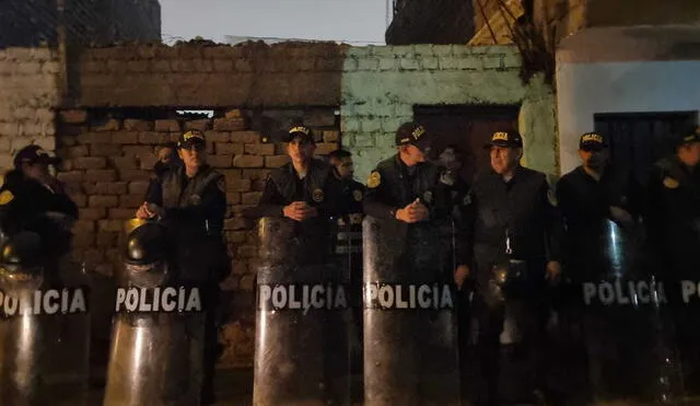 Las hermanas de la víctima piden justicia por el feminicidio perpetrado en su contra. Foto: La República