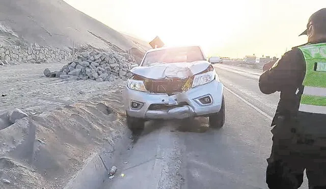 Camaná. Camioneta 4x4 causó  tragedia en la carretera Panamericana, frente a La Punta. Foto: La República