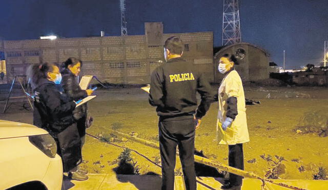 Diligencias. Agentes policiales realizaron las diligencias en el sector 1 de Junio. Foto: La República