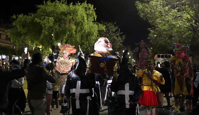 Esta persona representa el espíruto festivo. Foto: Carnaval del reencuentro/Facebook