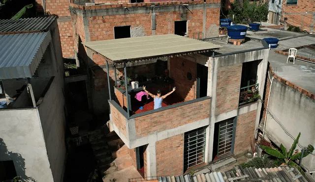 Fotografía tomada del inmueble del artista brasileño Kdu dos Anjos, designado casa del año 2023 por el sitio de referencia especializado ArchDaily. Foto: AFP