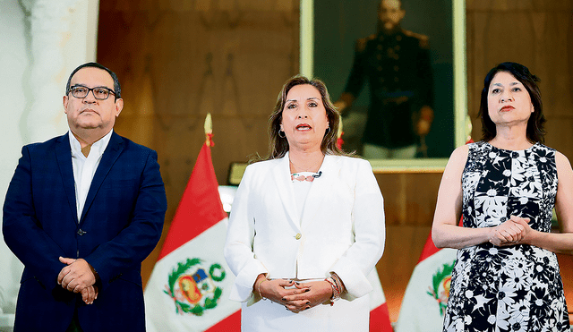 Medida. Dina Boluarte, Alberto Otárola y Ana Gervasi. Política exterior peruana en crisis. Foto: SEPRES